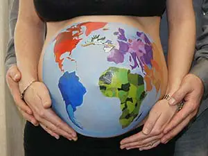 Målning på gravid kvinnas mage 6